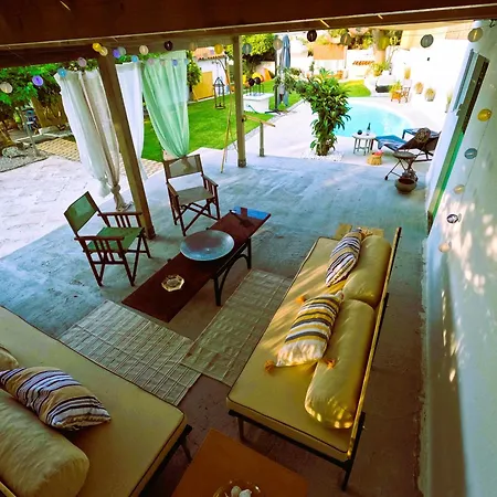 Apartment Cozy Mama Evas With Pool And Garden For Groups Of 4 Kiras Vrisi
