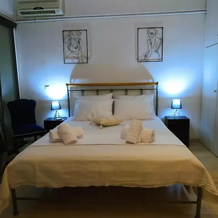 Cozy Mama Evas With Pool And Garden For Groups Of 4 Appartement