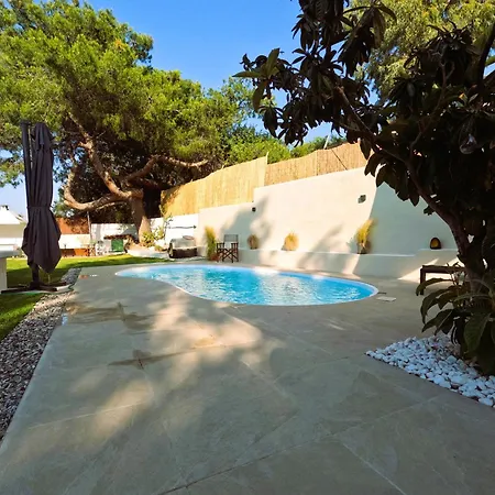 Apartamento Cozy Mama Evas With Pool And Garden For Groups Of 4