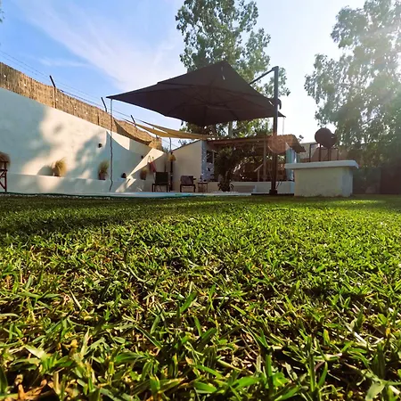 Cozy Mama Evas With Pool And Garden For Groups Of 4 Apartment