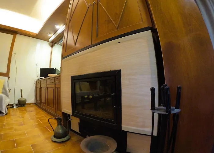 شقة Cozy Mama Evas With Pool And Garden For Groups Of 4 Kiras Vrisi