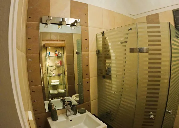 Cozy Mama Evas With Pool And Garden For Groups Of 4 شقة