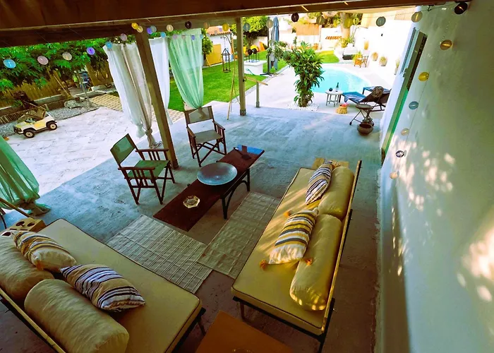 شقة Cozy Mama Evas With Pool And Garden For Groups Of 4 Kiras Vrisi