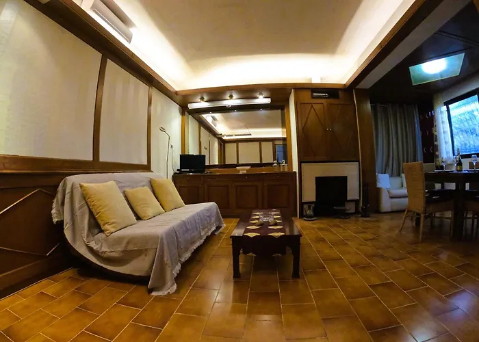 Apartamento Cozy Mama Evas With Pool And Garden For Groups Of 4 Kiras Vrisi