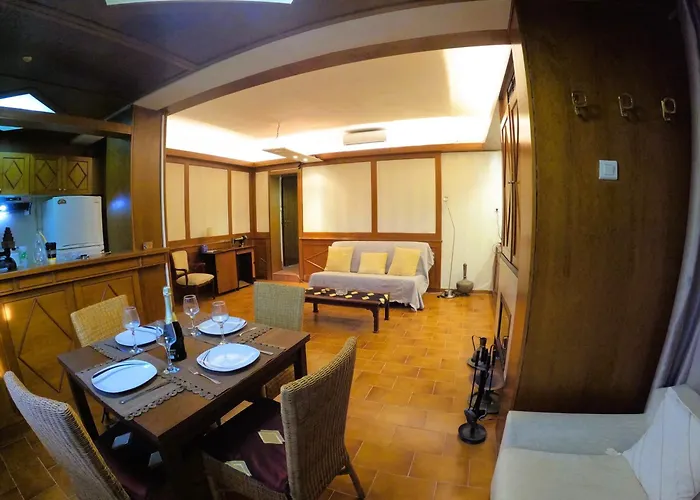 Cozy Mama Evas With Pool And Garden For Groups Of 4